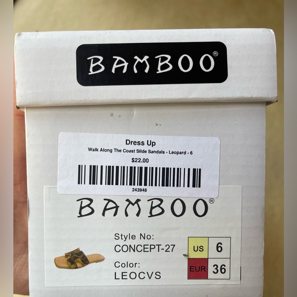 Sandals - Picture 4 of 4